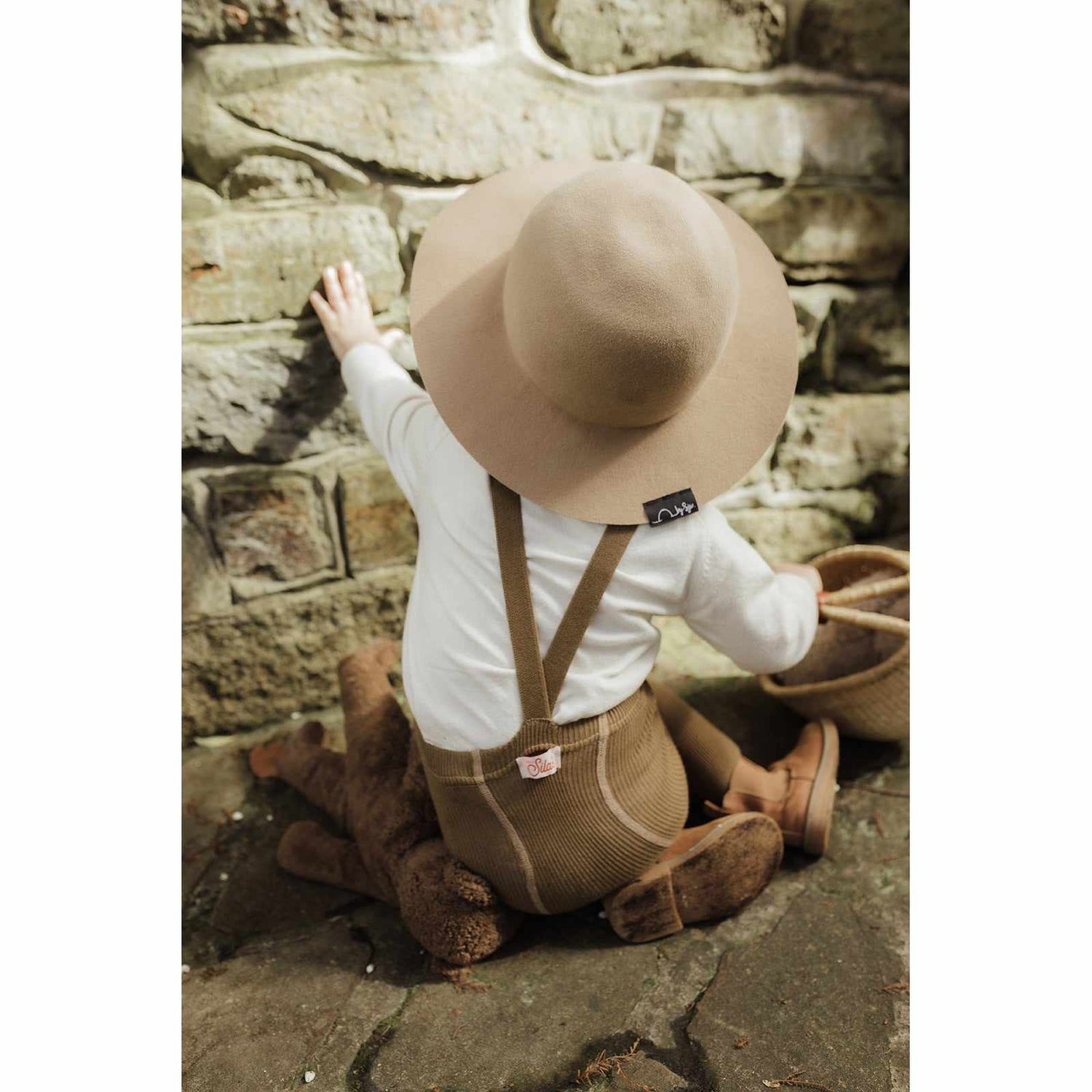 Silly Silas - Footed cotton tights with braces - Acorn Brown | Scout & Co