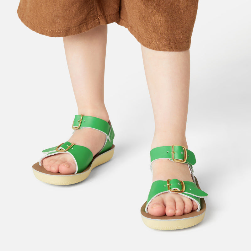 Saltwater Surfer Sandals - Kelly Green - Kids | Scout & Co