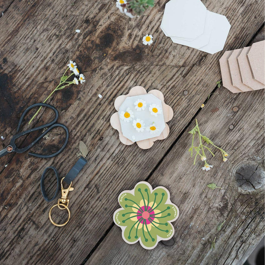 Studio Wald - Keyring Flower Press - Greens & Yellows | Scout & Co