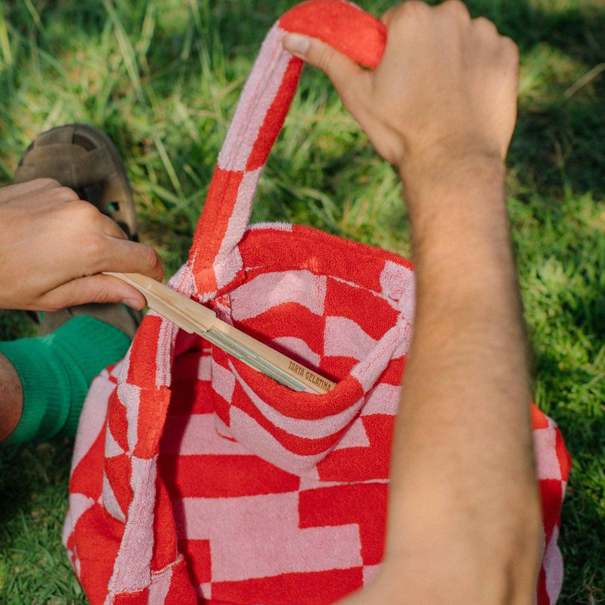 Tarta Gelatina - Poppy towel bag | Scout & Co