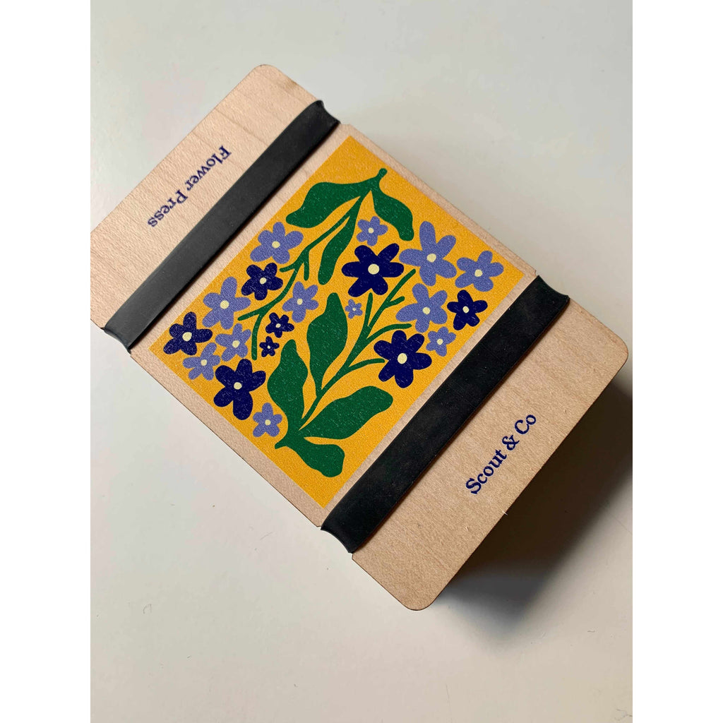 Studio Wald x Scout & Co exclusive - Pocket flower press - Forget Me Not | Scout & Co