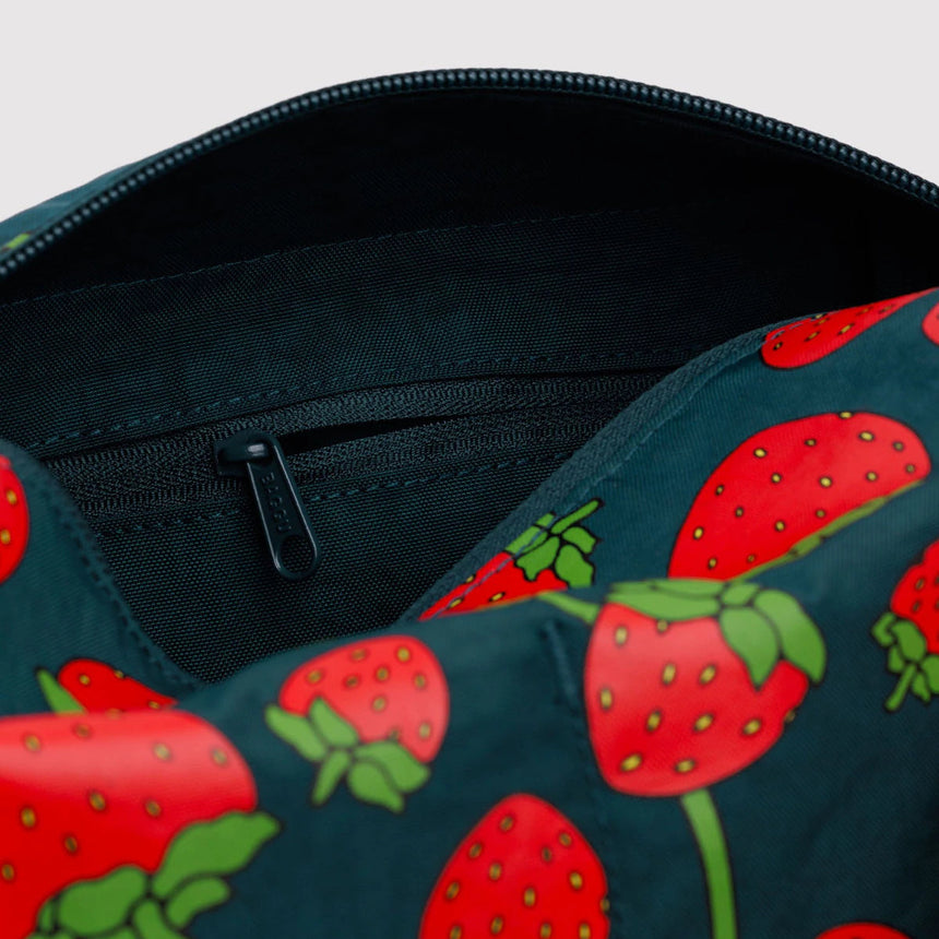 Baggu - Dopp Kit toiletry bag - Strawberry Blossom | Scout & Co
