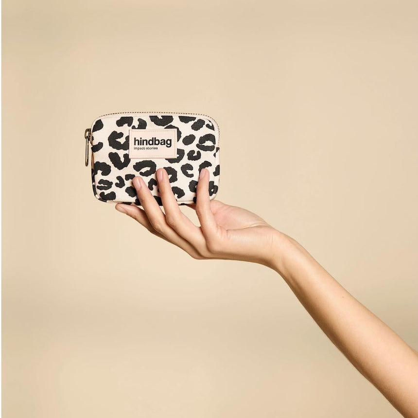Lili Leopard Off-white coin purse | Scout & Co