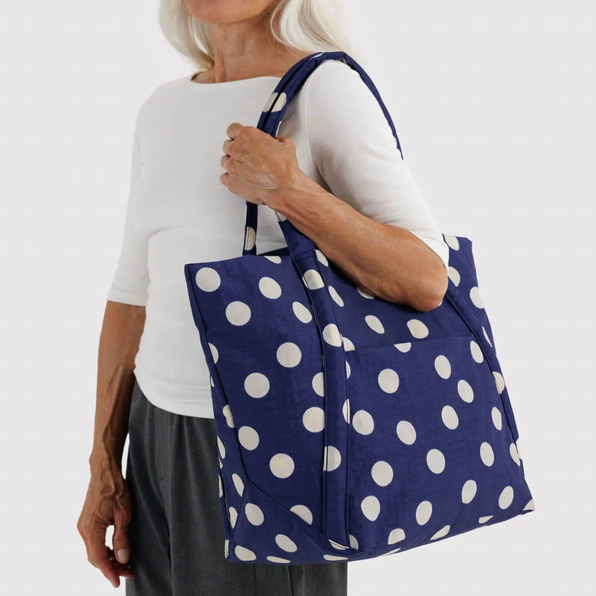 Baggu - Cloud bag - Navy & Cream Polka Dot | Scout & Co