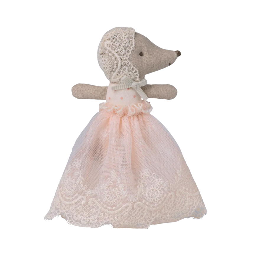 Maileg - Baby mouse in gown - Powder | Scout & Co