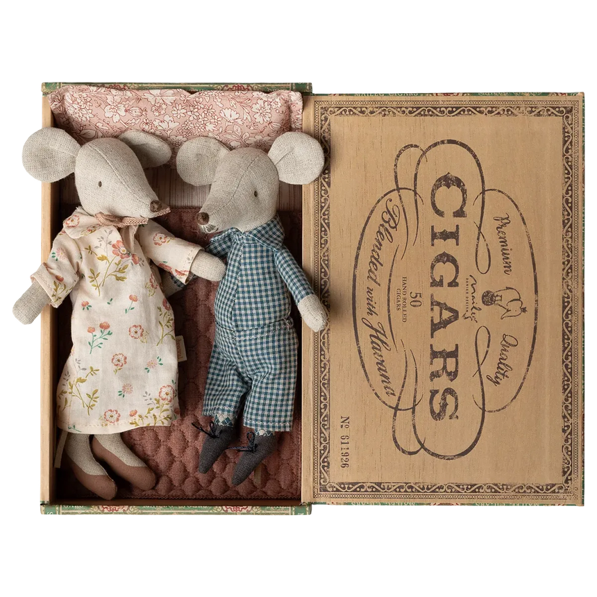 Maileg - Grandma & Grandpa mice in matchbox - nightwear | Scout & Co