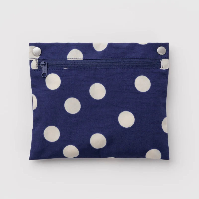 Baggu - Cloud bag - Navy & Cream Polka Dot | Scout & Co