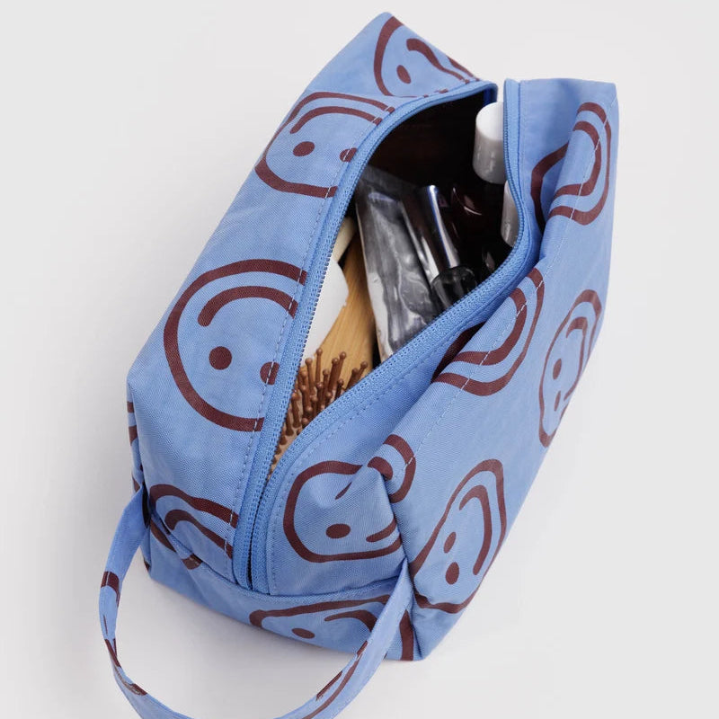 Baggu - Dopp Kit toiletry bag - Misty Blue Happy | Scout & Co