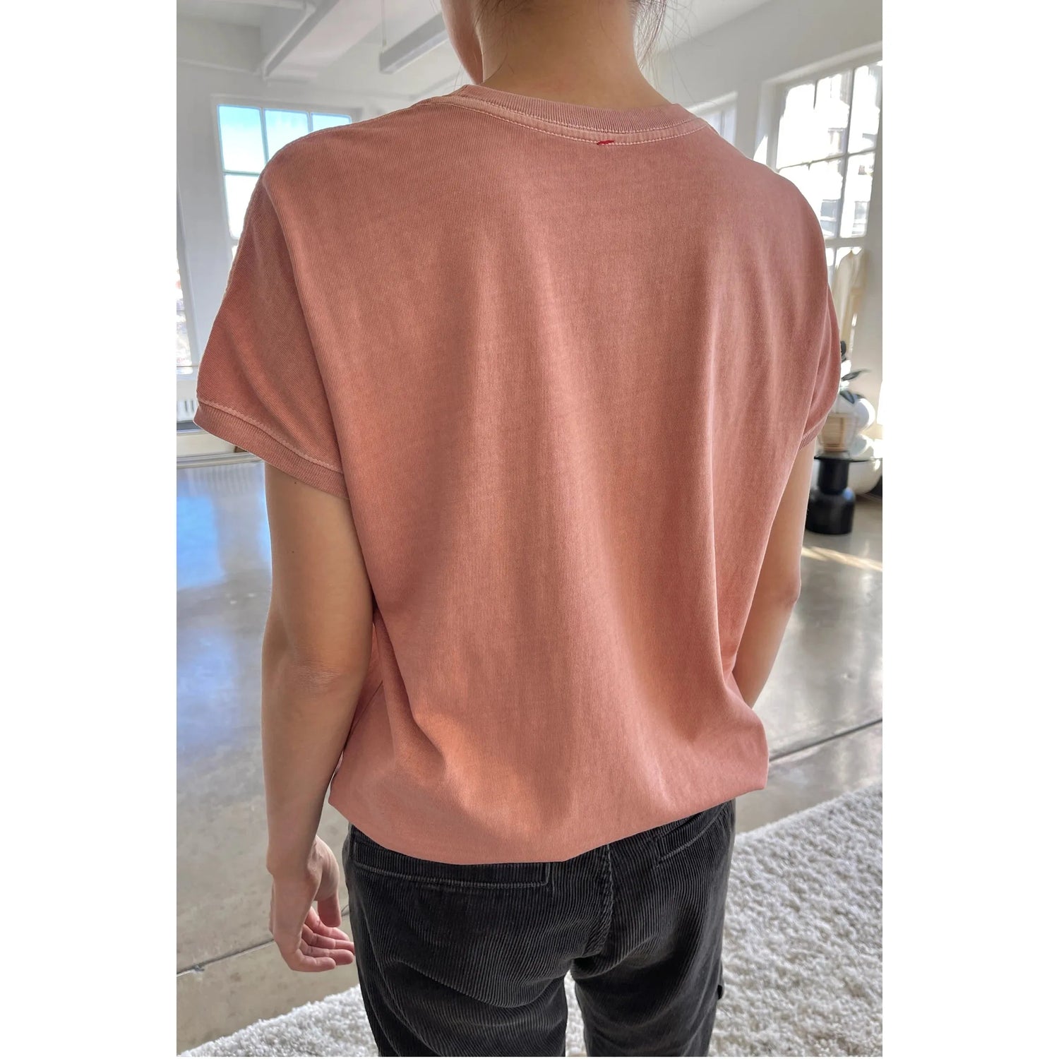 Le Bon Shoppe - Ease tee - Spanish Villa | Scout & Co