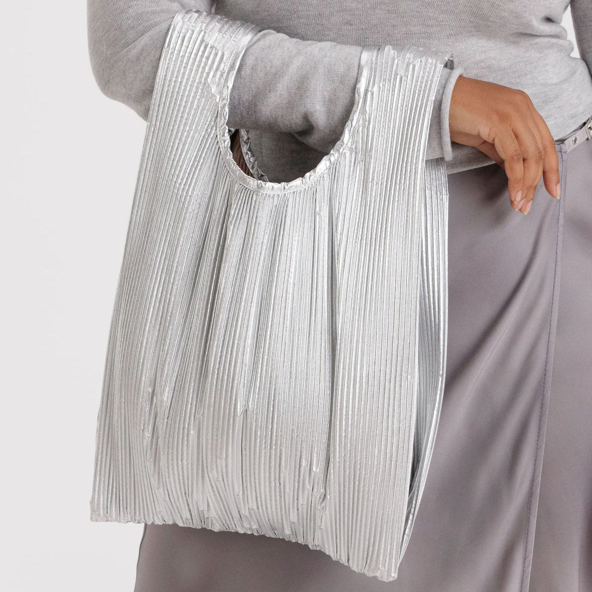 Baggu - Pleated Baggu bag - Chrome Metallic | Scout & Co