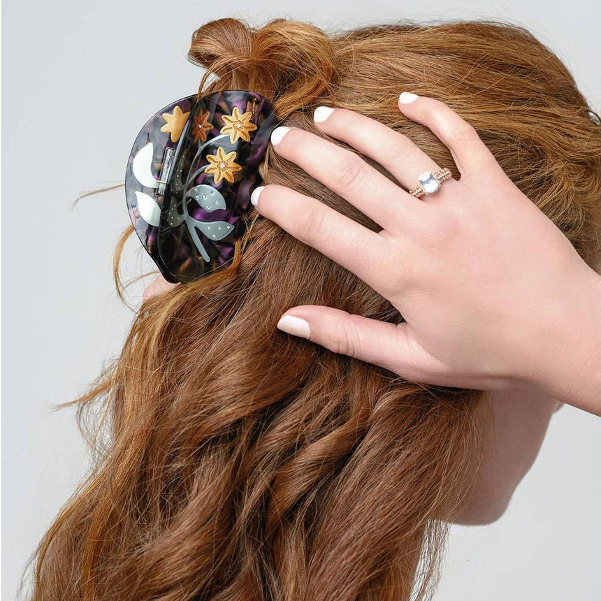 Winona Irene - Lady's Mantle flower hair claw | Scout & Co