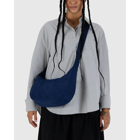 Baggu - Medium Nylon Crescent bag - Navy | Scout & Co