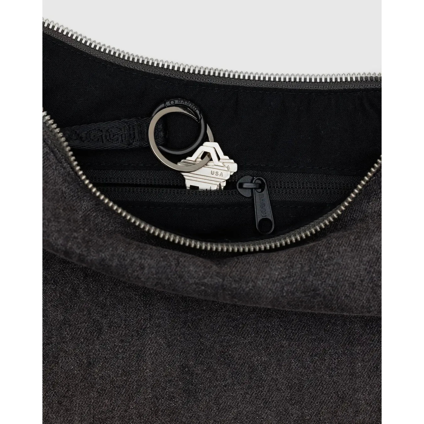 Baggu - Medium Denim Crescent bag - Washed black | Scout & Co