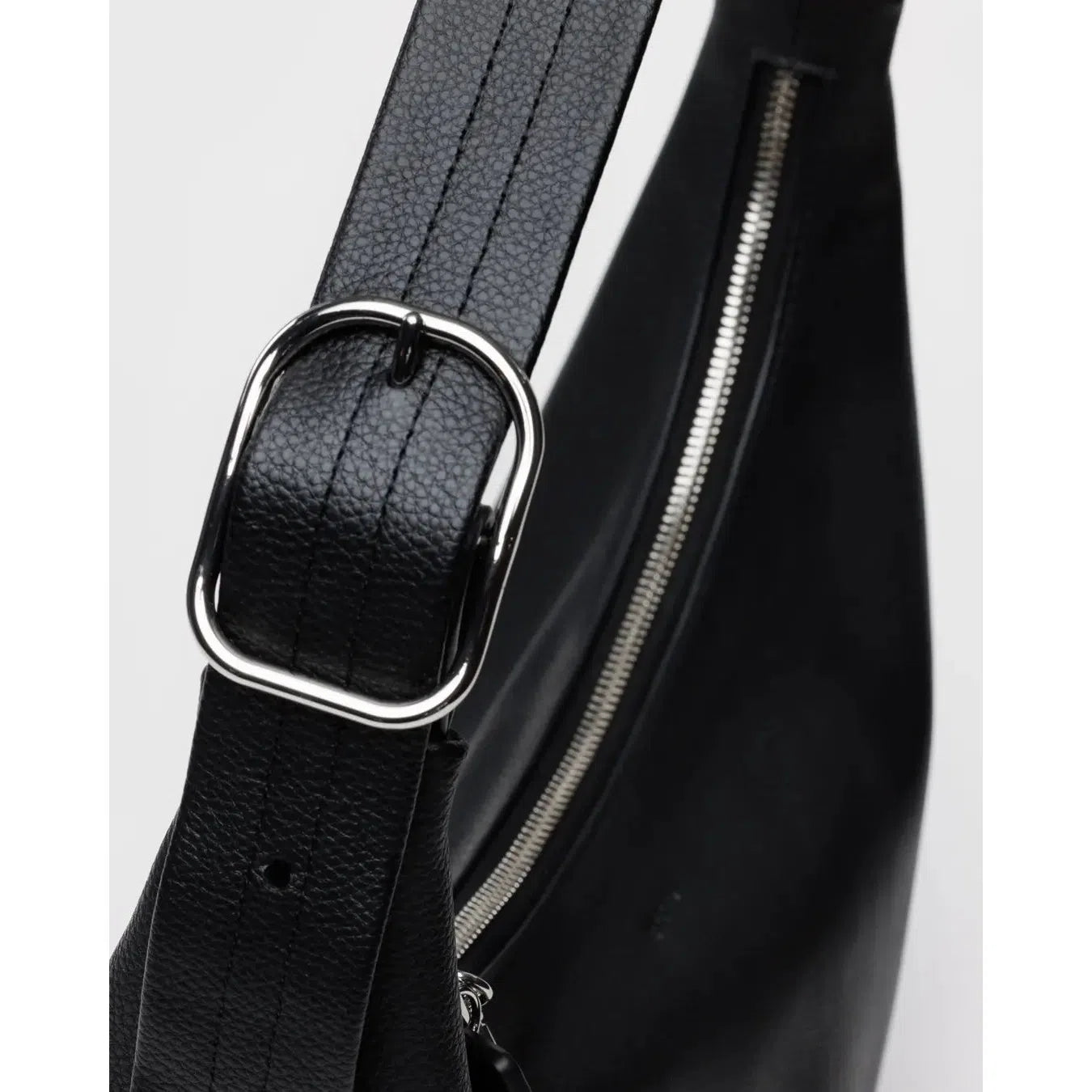 Baggu - Recycled Leather Shoulder bag - Black | Scout & Co