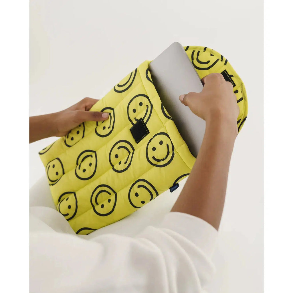 Baggu – Puffy laptop sleeve - Yellow Happy | Scout & Co