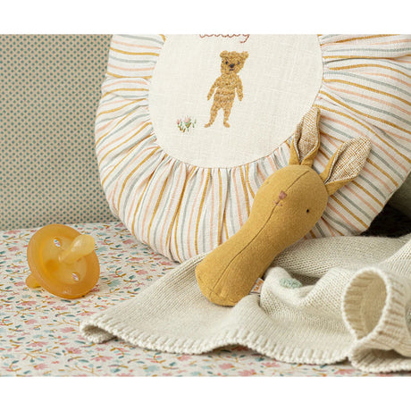 Maileg - Lullaby friends bunny rattle - Dusty yellow | Scout & Co