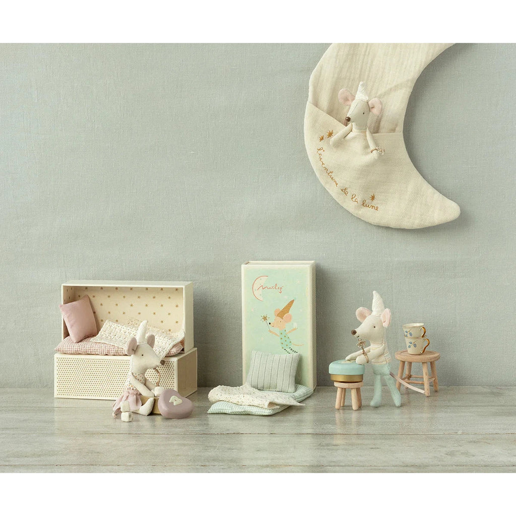 Maileg - Tooth Fairy little sister mouse with matchbox | Scout & Co