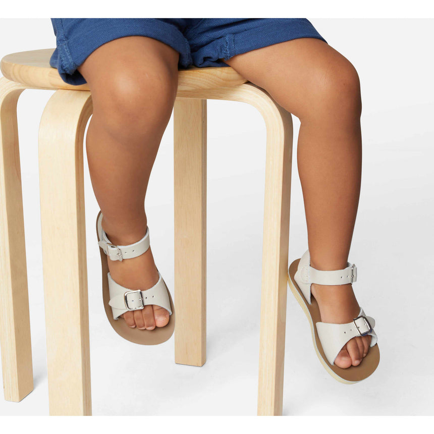 Saltwater Surfer Sandals - Stone - Kids | Scout & Co