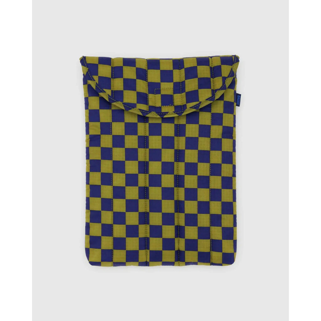 Baggu - Puffy laptop sleeve 13in / 14in - Pear Navy Check | Scout & Co