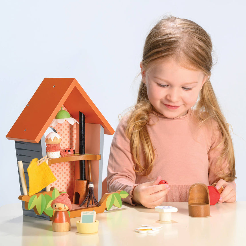 Tender Leaf Toys - Robin's Nest Box wooden play set | Scout & Co