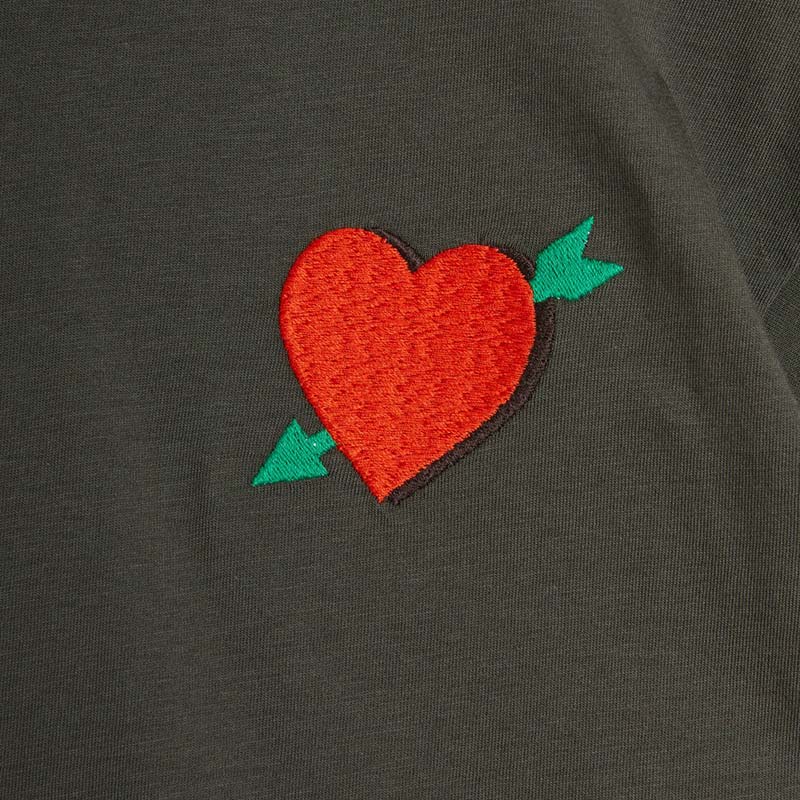 Mini Rodini - Arrowed heart embroidered T-shirt - black | Scout & Co