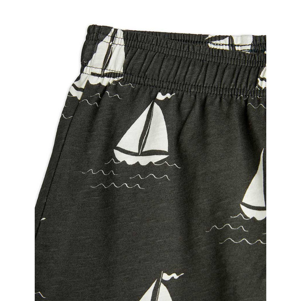 Mini Rodini - Sailing boat shorts - grey | Scout & Co