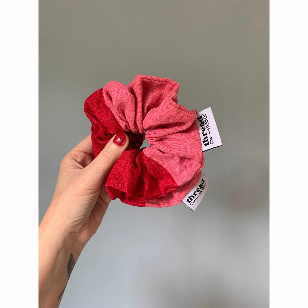 Thread Maker x Scout & Co - Linen hair scrunchie - Red & Pink | Scout & Co