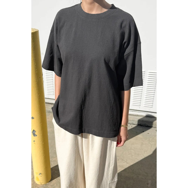 Le Bon Shoppe - Jayden tee - Dark Slate | Scout & Co