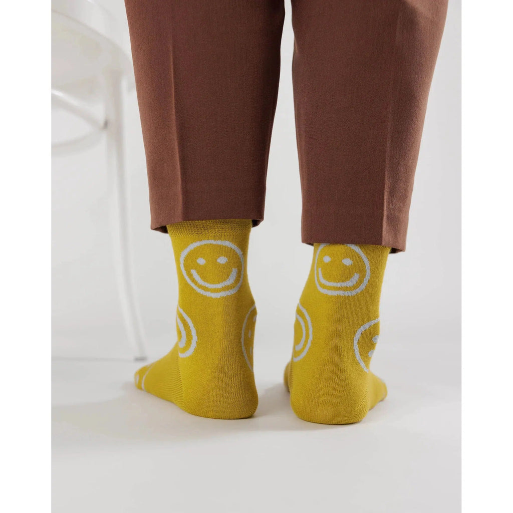 Baggu - Adult crew socks - Ochre Happy | Scout & Co