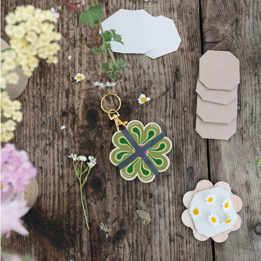 Studio Wald - Keyring Flower Press - Greens & Yellows | Scout & Co