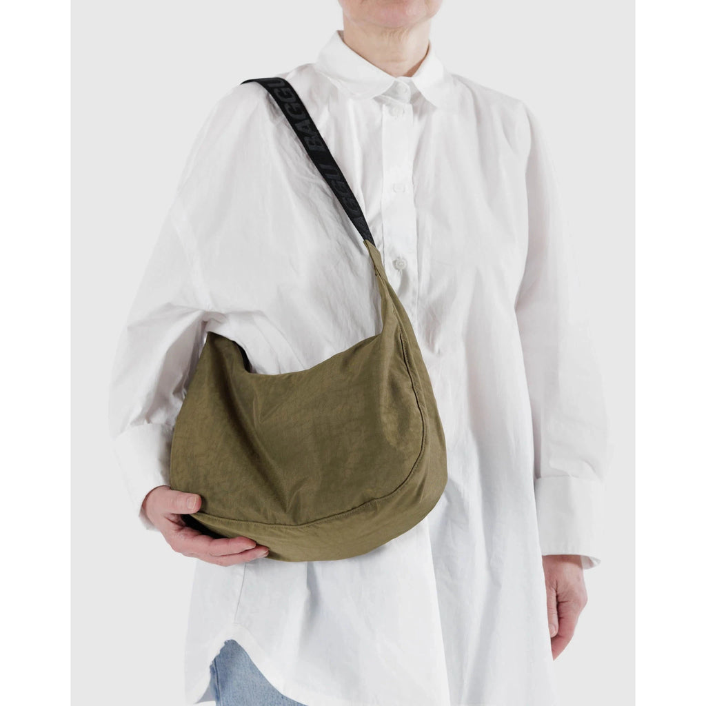 Baggu - Medium Nylon Crescent bag - Seaweed | Scout & Co