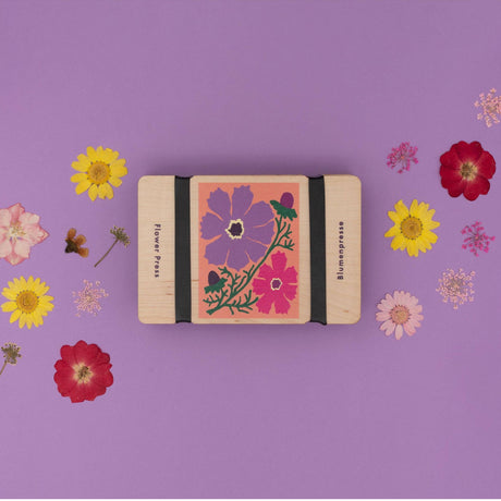 Studio Wald - Pocket Flower Press - Cosmos | Scout & Co