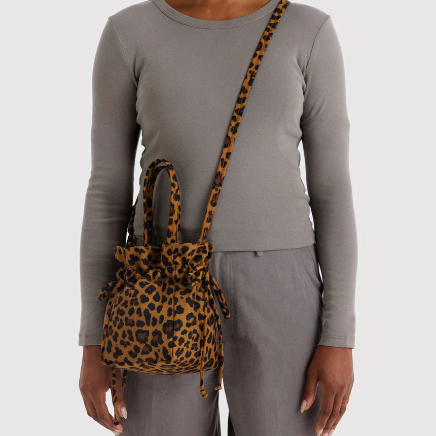 Baggu - Nylon Drawstring bag - Leopard | Scout & Co