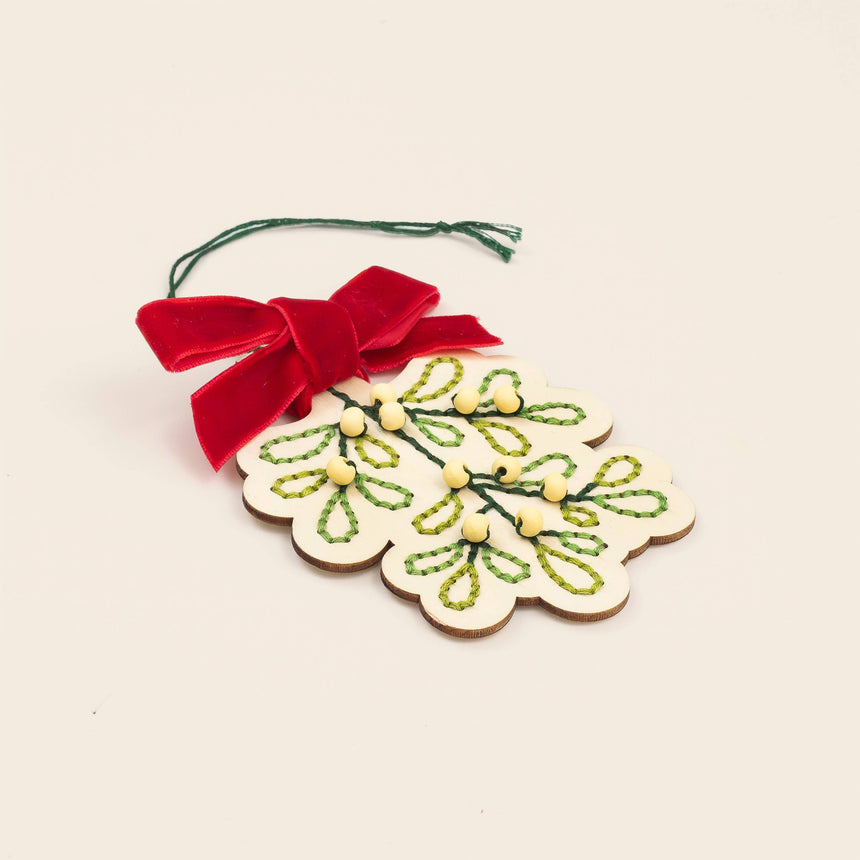 Cotton Twist - Make Your Own Stitched Mistletoe Decoration kit | Scout & Co