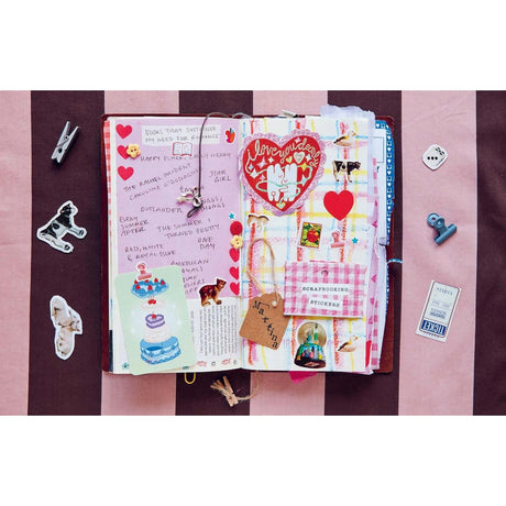 The Art of Memory Collecting: 15 Scrapbook, Collage, Trinket and Zine Projects - Martina Calvi | Scout & Co