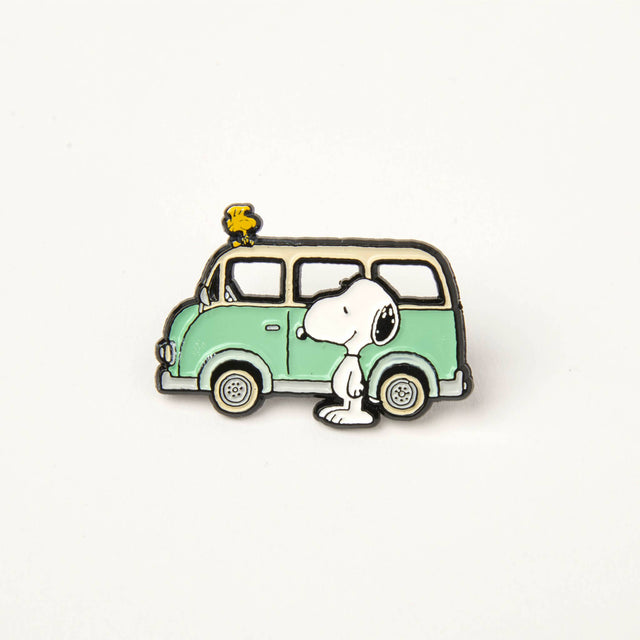 Magpie x Peanuts - Snoopy Camper pin | Scout & Co