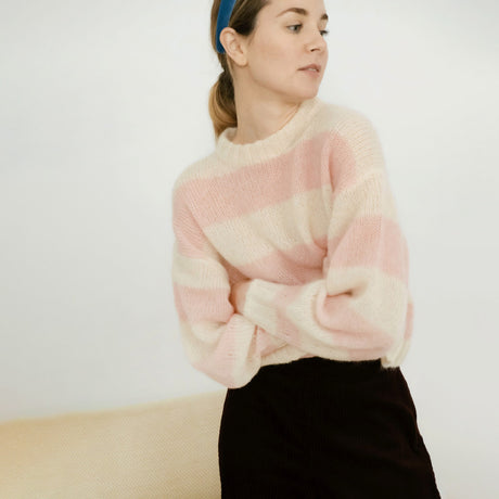 The Tiny Big Sister - Oversized Striped Sweater - Vanilla / Pink | Scout & Co