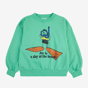 Sweatshirts + hoodies