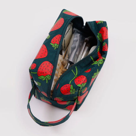 Baggu - Dopp Kit toiletry bag - Strawberry Blossom | Scout & Co