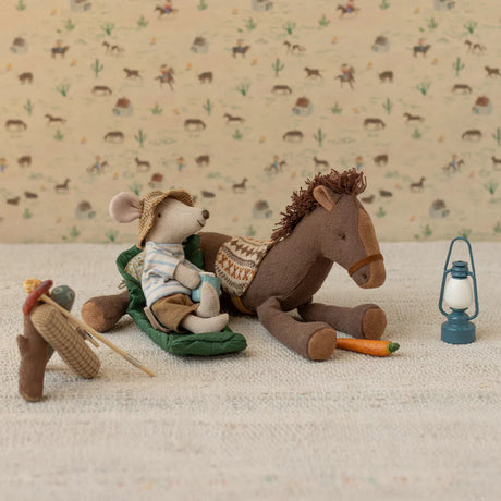 Maileg - Hiker mouse - big brother