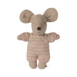 Maileg - Baby mouse in carry cot - Rose | Scout & Co