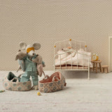 Maileg - Baby mouse in carry cot - Rose | Scout & Co