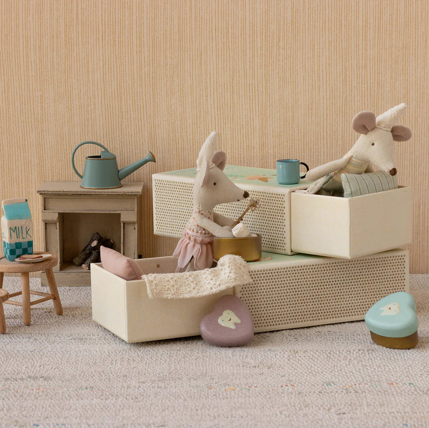 Maileg - Tooth Fairy mouse with matchbox - little sister | Scout & Co