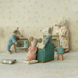 Maileg - Grandma & Grandpa mice in matchbox - nightwear