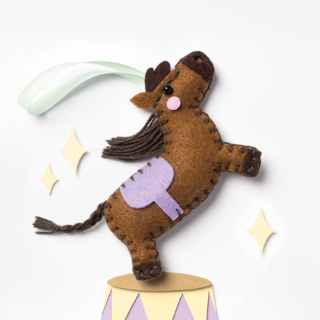 Folia - Mini felt sewing DIY kit - Horse | Scout & Co