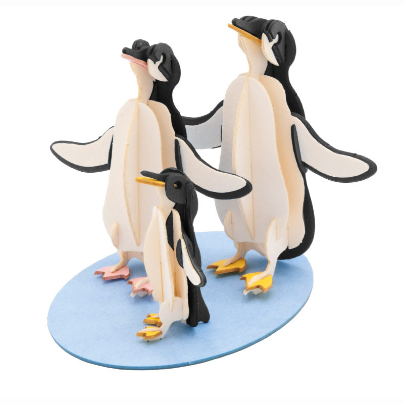 Fridolin - 3D cardboard animal puzzle - Penguin Family | Scout & Co