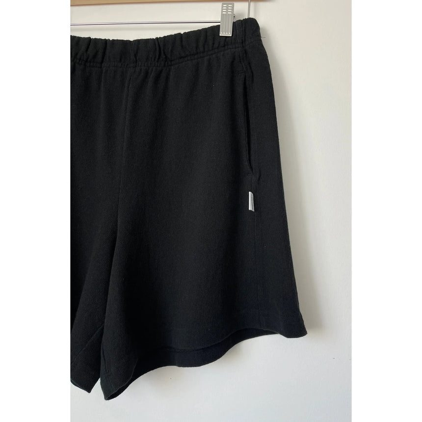 Le Bon Shoppe - Flared basketball shorts - Black | Scout & Co
