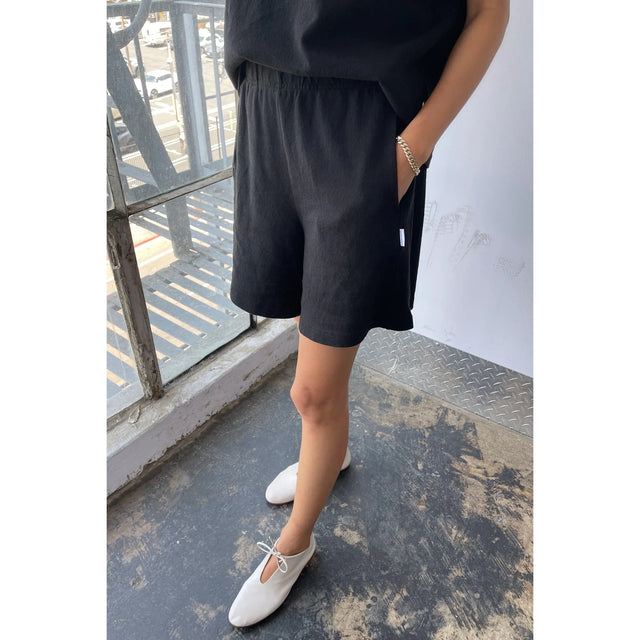Le Bon Shoppe - Flared basketball shorts - Black | Scout & Co