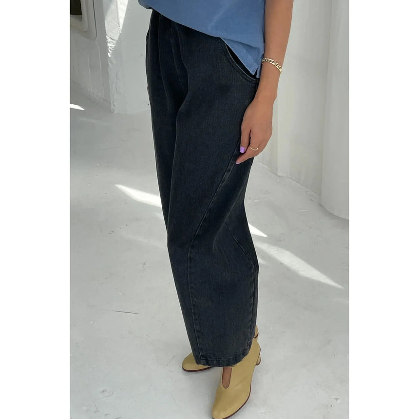 Le Bon Shoppe - Arc pants - Black Denim | Scout & Co