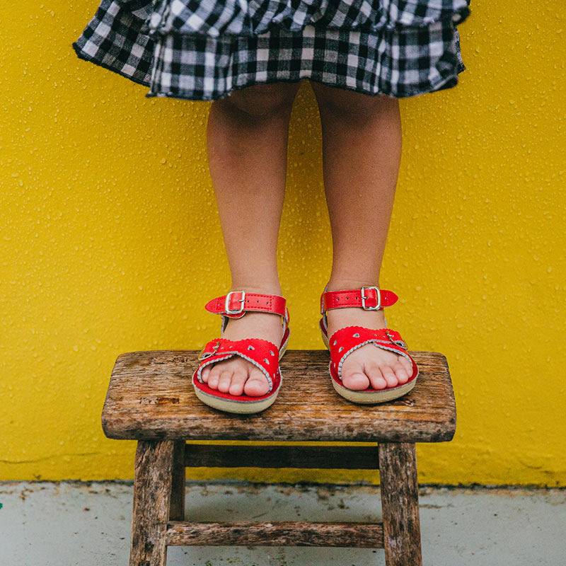 Saltwater Sweetheart Sandals - Red - Kids | Scout & Co